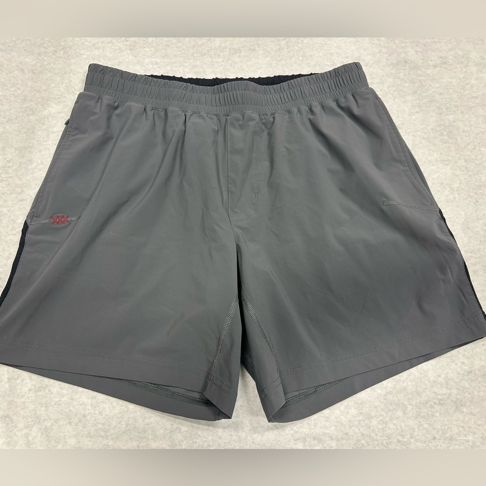 Rhone Men's 7" Versatility Shorts Dark Gray Color Large Athletic Gym Training